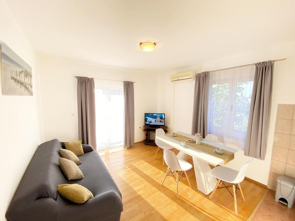 Apartments Saric 比奥格勒·纳·莫鲁 外观 照片