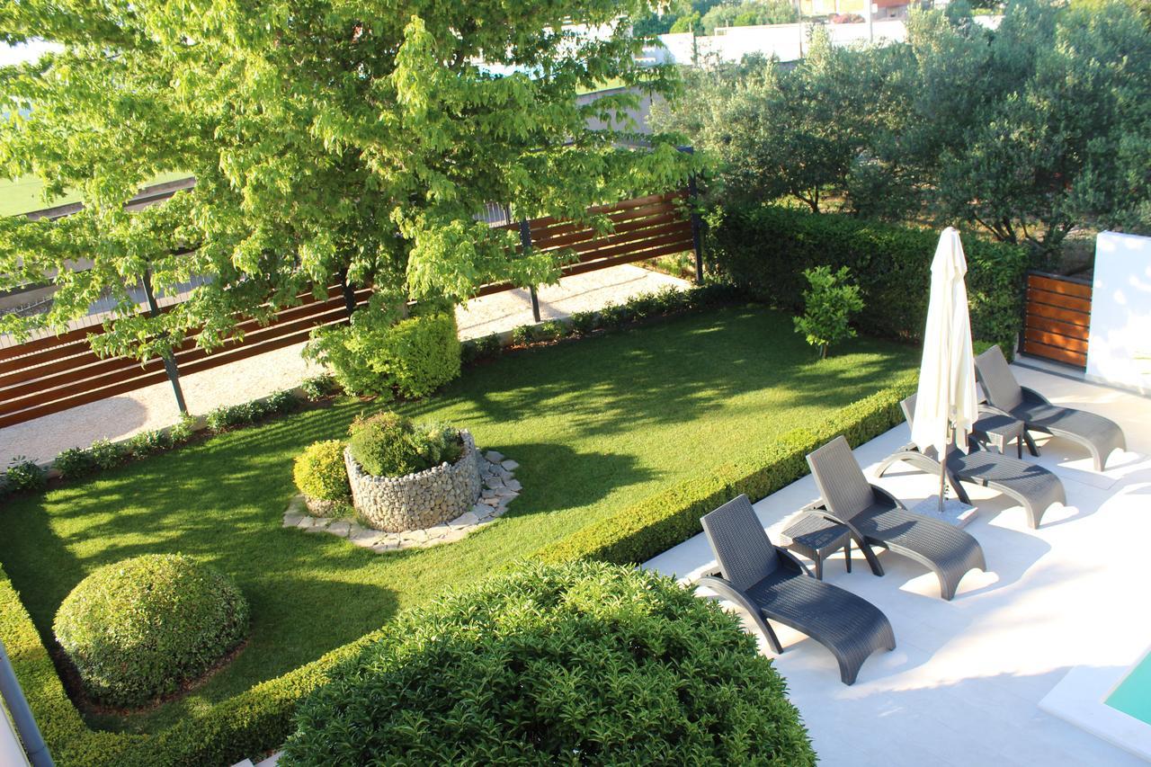 Apartments Saric 比奥格勒·纳·莫鲁 外观 照片